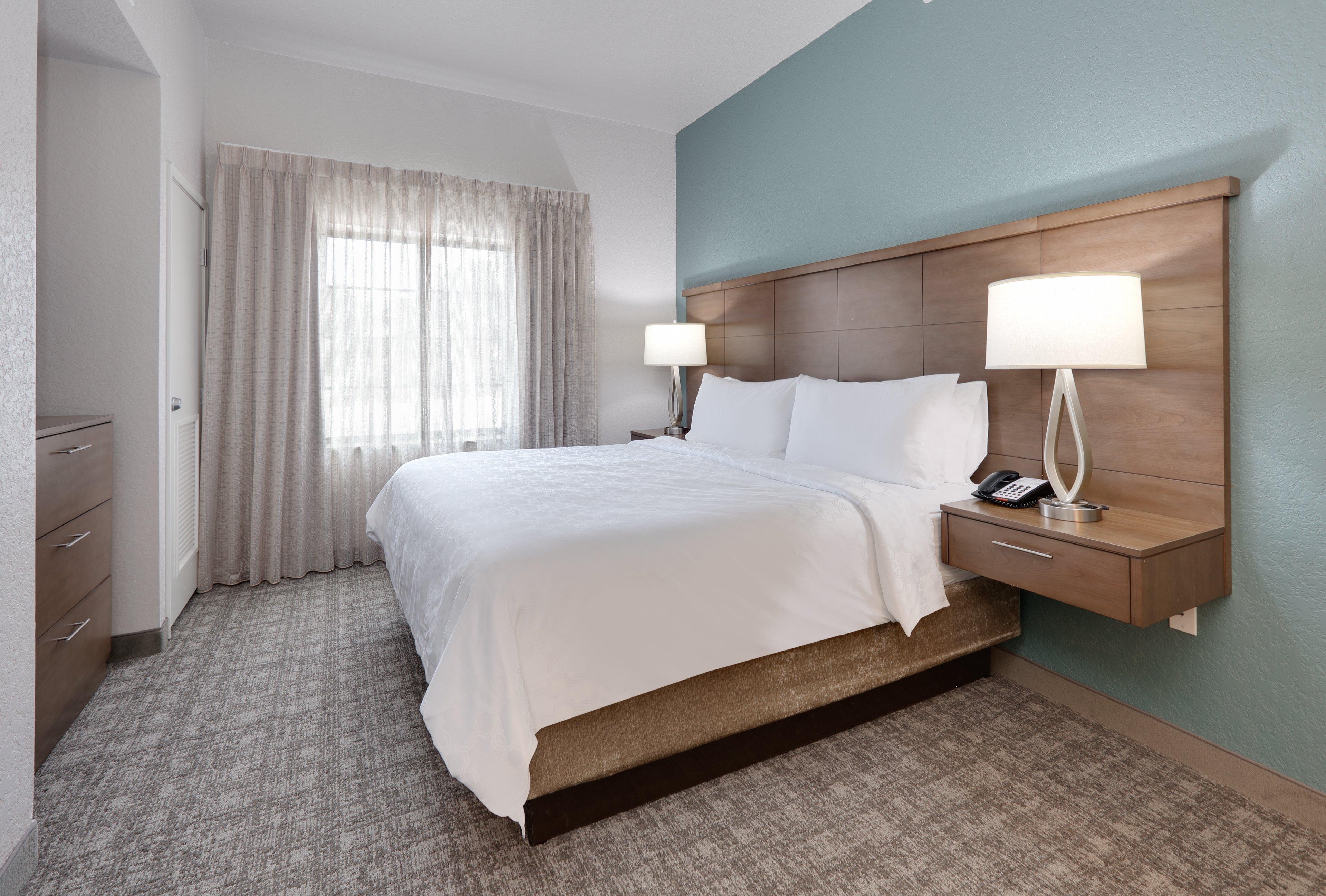 Staybridge San Antonio - By Ihg Hotel